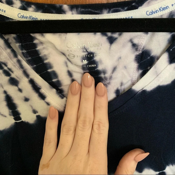 Calvin Klein Performance Tank - Picture 3 of 6